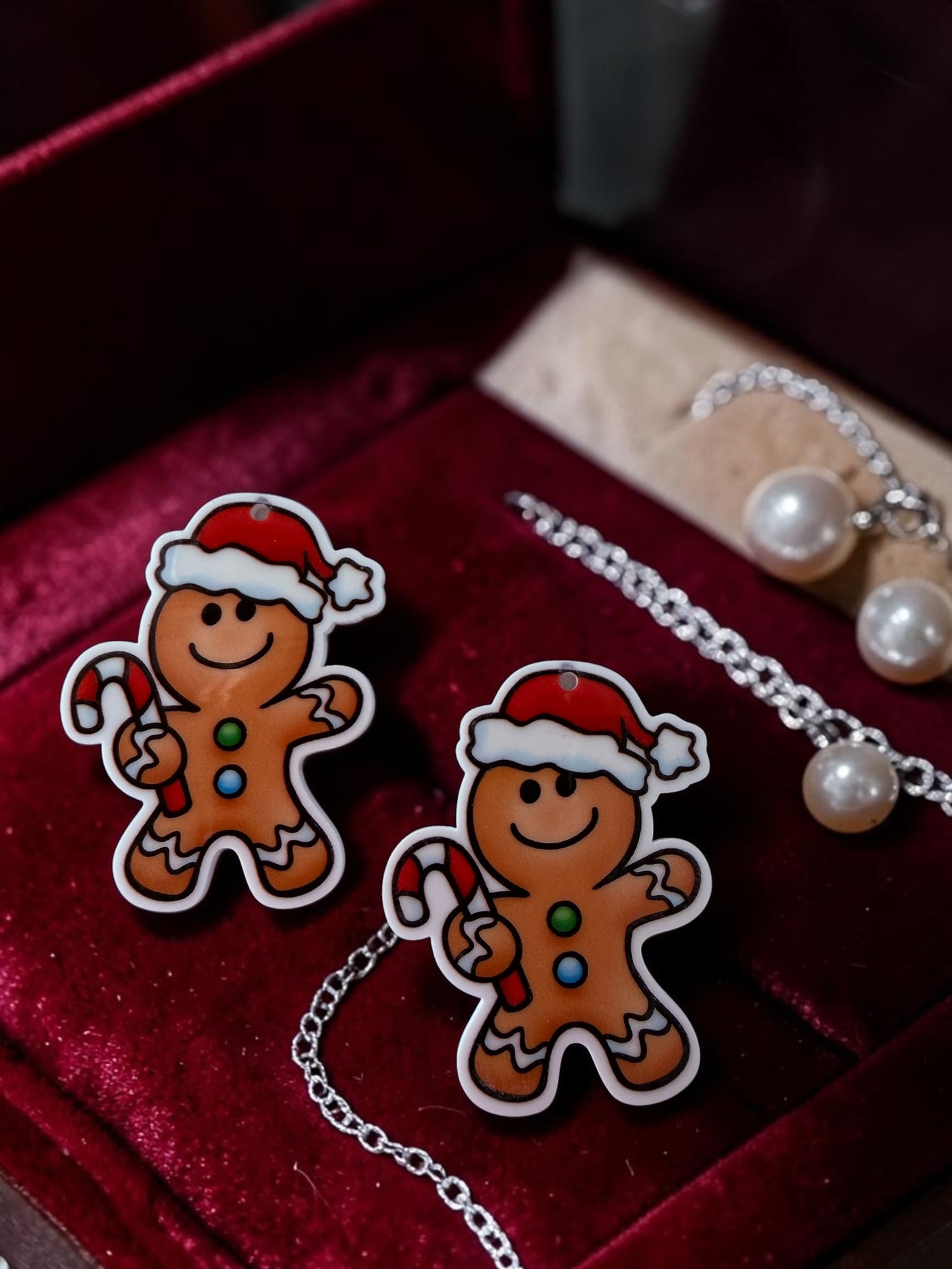 Gingerbread Man With Hat & Candy Cane